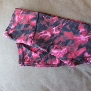 Lululemon Pink and Black Dyed Align Leggings
